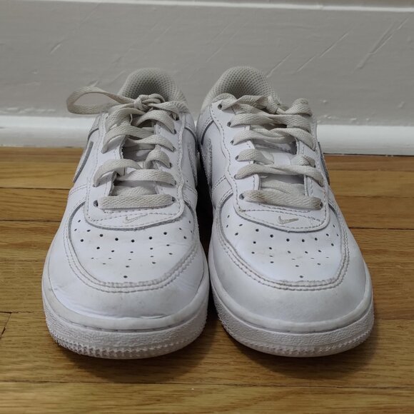 Nike kids 13C sneakers - size 13 children's shoes - Picture 2 of 11